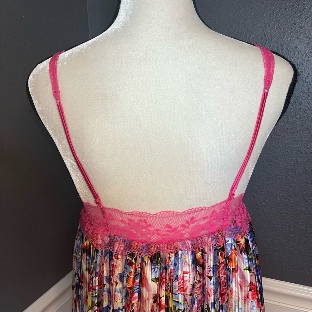 Victoria’s Secret x Mary Katrantzou Babydoll Slip - Picture 9 of 11